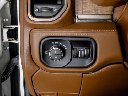 Used 2020 RAM 3500 Limited AWD/4WD image 27