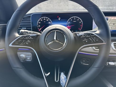 Used 2026 Mercedes-Benz GLE 350 4MATIC image 13