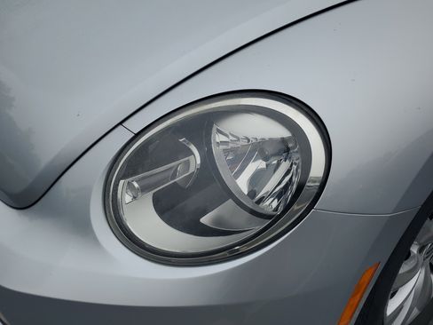 Used 2016 Volkswagen Beetle 1.8T image 4