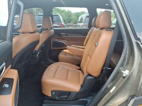 Certified 2023 Kia Telluride SX X-Pro AWD/4WD image 11