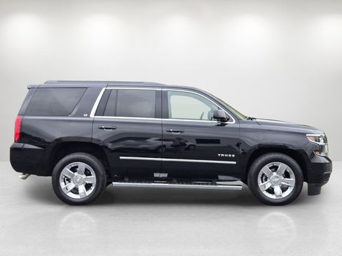 Used 2017 Chevrolet Tahoe LT w/ LT Signature Package image 5
