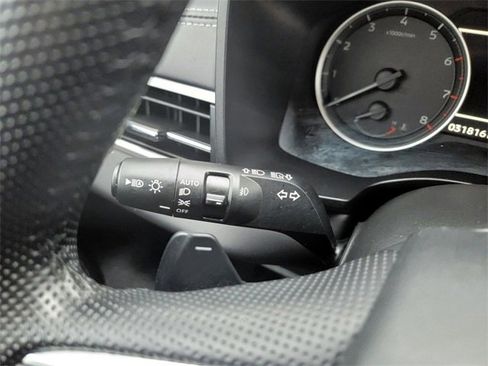 Used 2024 Mitsubishi Outlander SE image 20