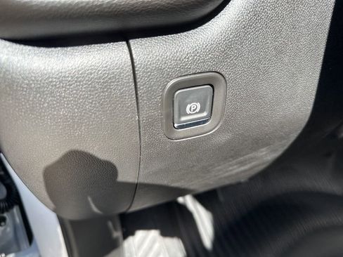 Used 2026 Chevrolet Silverado 1500 Custom image 10