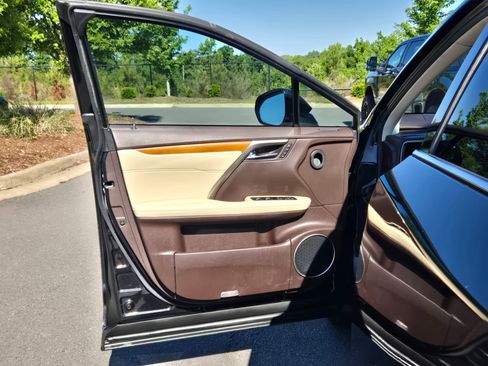 Used 2016 Lexus RX 350 FWD w/ Premium Package image 22
