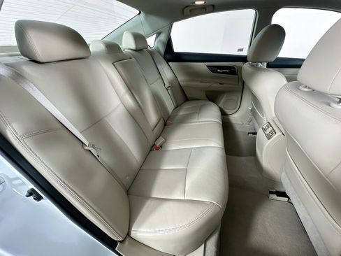 Used 2014 Nissan Altima 2.5 SL w/ Technology Package image 28
