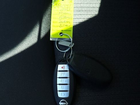 Used 2023 Nissan Altima 2.5 SV image 58