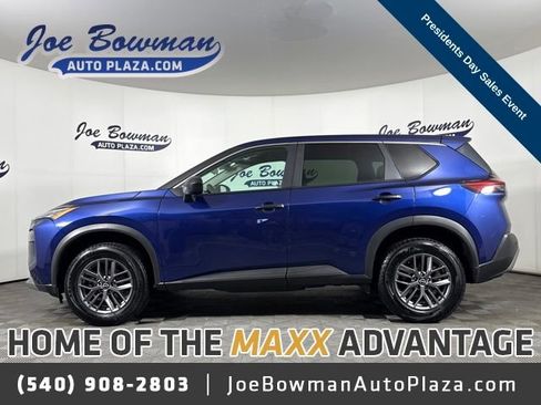 Used 2023 Nissan Rogue S image 1