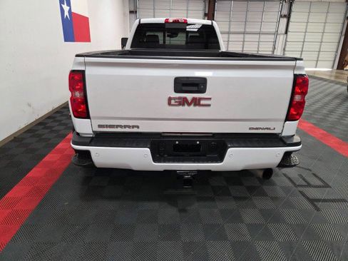 Used 2016 GMC Sierra 3500 Denali w/ Duramax Plus Package image 25