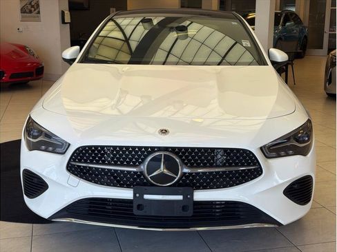 Used 2025 Mercedes-Benz CLA 250 4MATIC image 3