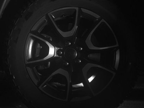 Used 2025 Jeep Compass Trailhawk image 12