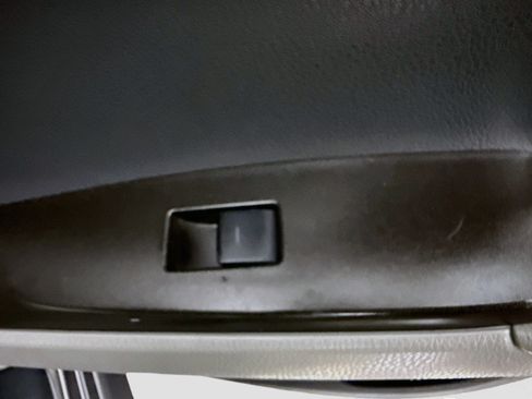 Used 2023 Toyota Camry SE FWD image 30