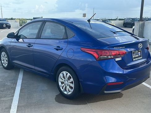 Used 2019 Hyundai Accent SE FWD image 10
