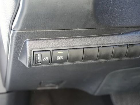 Used 2025 Toyota Corolla LE FWD image 23