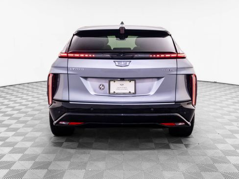 Certified 2024 Cadillac Lyriq Luxury AWD/4WD image 5