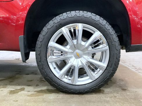 Certified 2023 Chevrolet Silverado 1500 High Country w/ Technology Package image 23