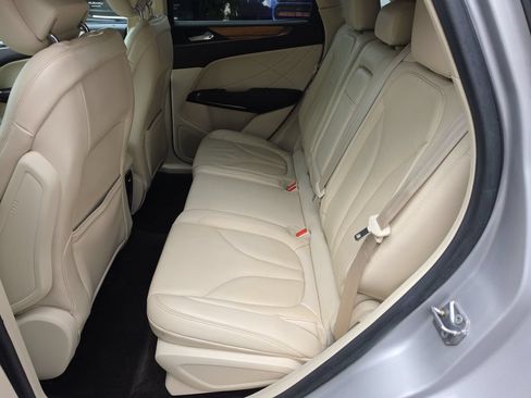 Used 2016 Lincoln MKC Select w/ Select Plus Package FWD image 26