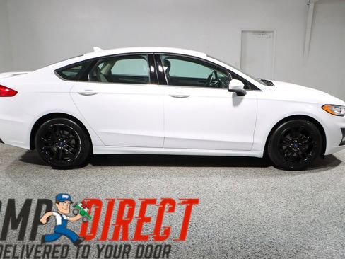 Used 2020 Ford Fusion SE w/ Equipment Group 151A image 6