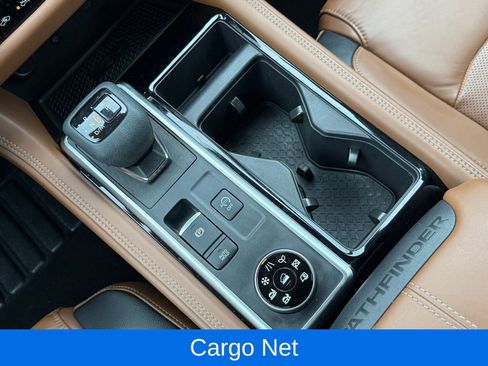 Used 2022 Nissan Pathfinder Platinum w/ Cargo Package AWD/4WD image 31