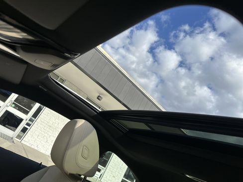 Used 2025 BMW 230i xDrive Coupe w/ M Sport Package image 11