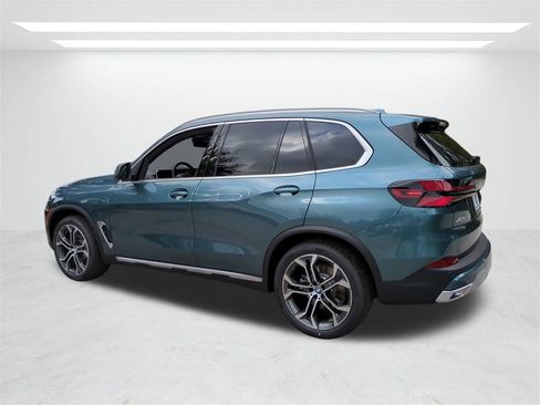 New 2026 BMW X5 sDrive40i w/ Climate Comfort Package image 6