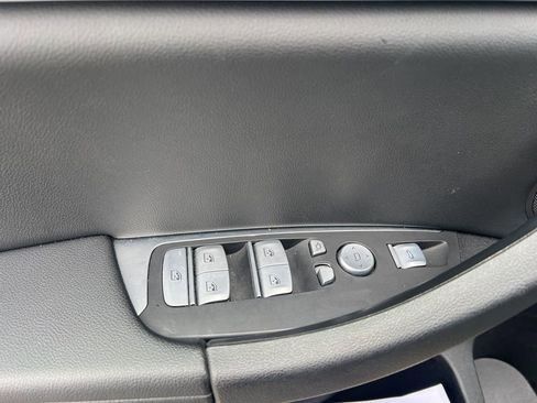 Used 2024 BMW X3 sDrive30i w/ Convenience Package image 10