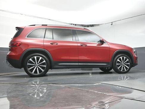 Used 2022 Mercedes-Benz GLB 250 image 38