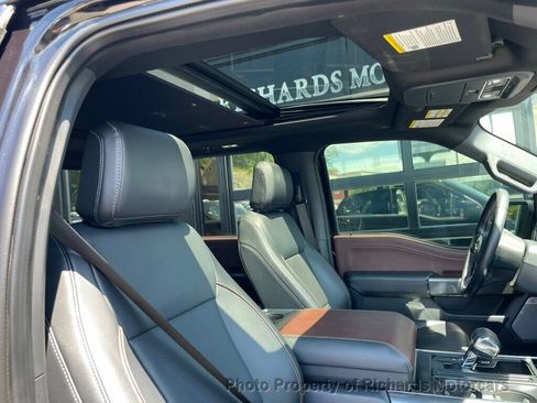 Used 2022 Ford F150 Lariat AWD/4WD image 21