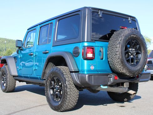Used 2024 Jeep Wrangler Unlimited AWD/4WD image 18
