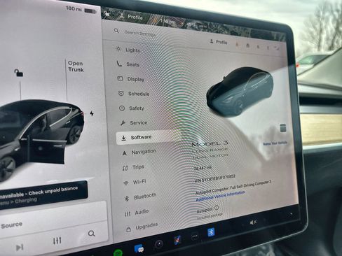 Used 2018 Tesla Model 3 Long Range image 10