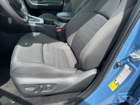 Used 2024 Toyota RAV4 SE w/ Convenience Package image 14