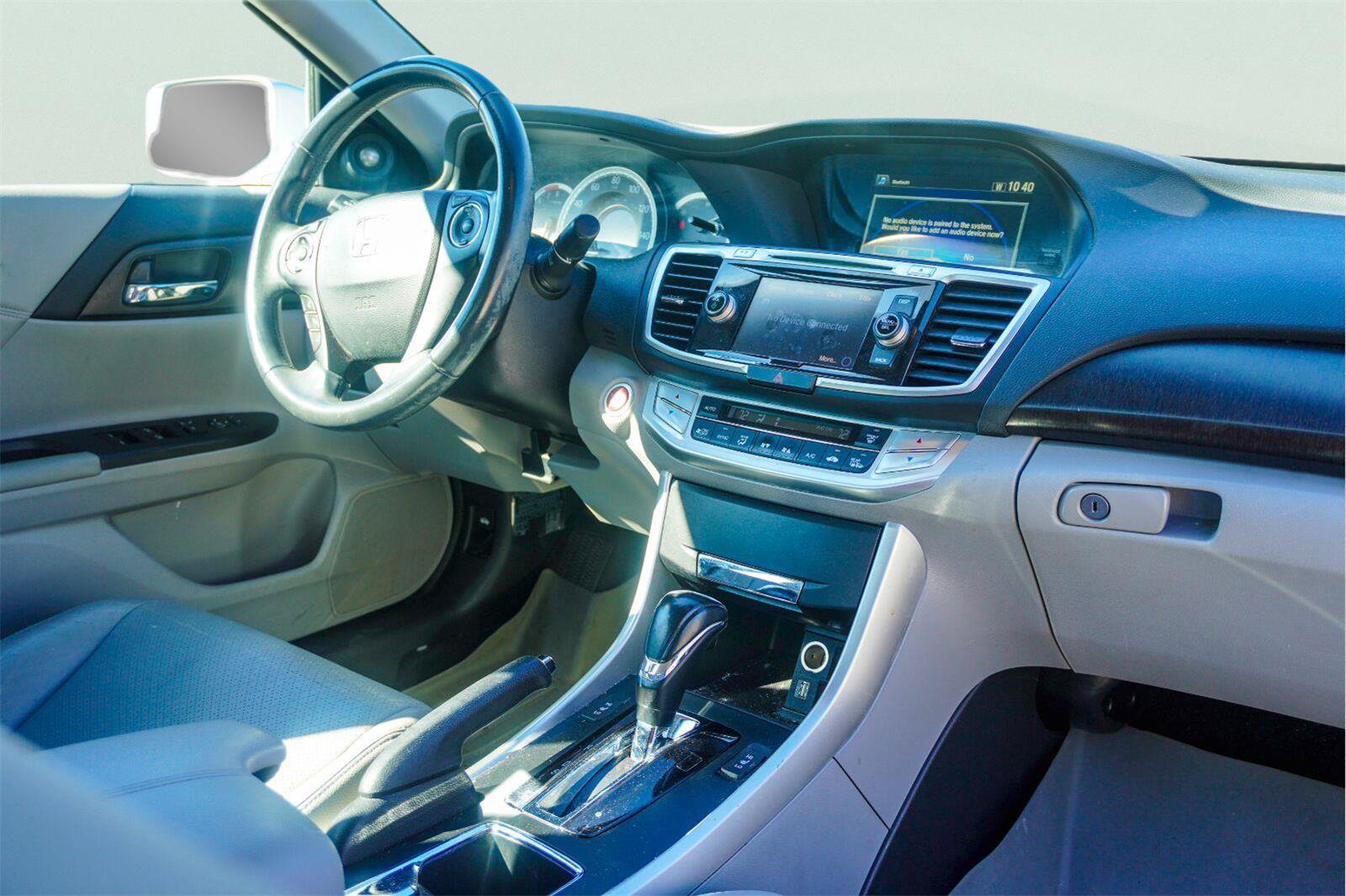 Used 2015 Honda Accord EX-L image 12