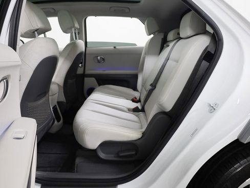 Used 2023 Hyundai Ioniq 5 Limited image 16