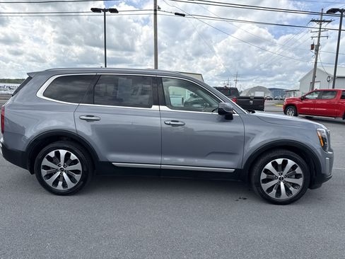 Used 2020 Kia Telluride S w/ S 8 Passenger Seating Package AWD/4WD image 2