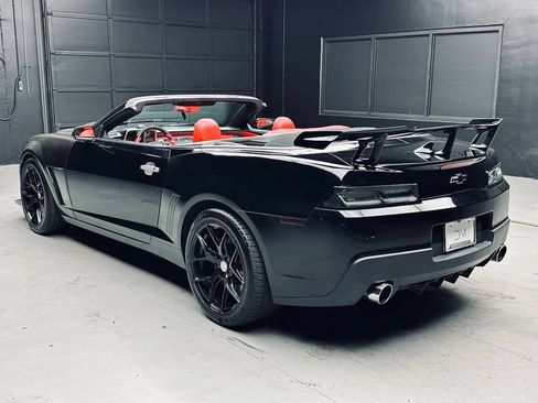Used 2014 Chevrolet Camaro SS w/ RS Package RWD image 5