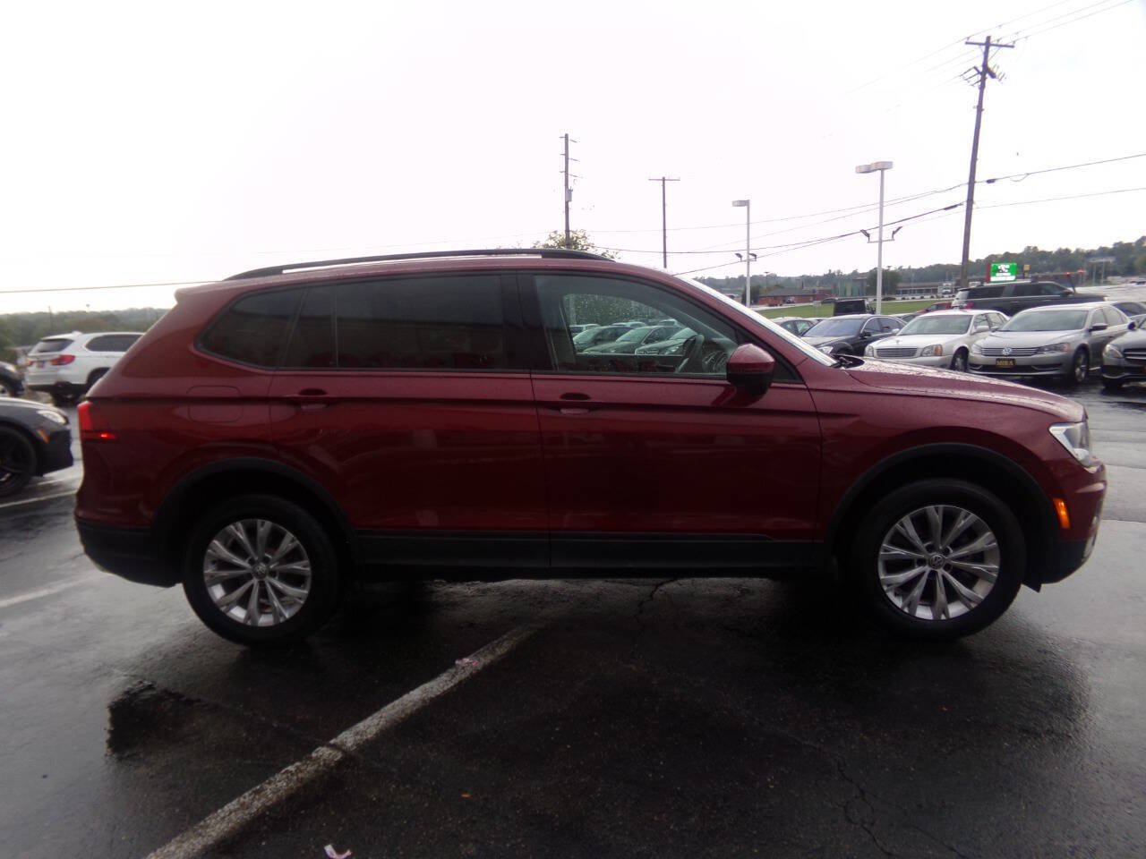 Used 2018 Volkswagen Tiguan S FWD image 5