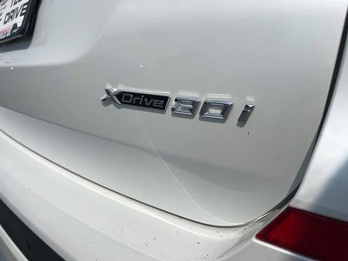 Used 2021 BMW X3 xDrive30i w/ Premium Package image 10