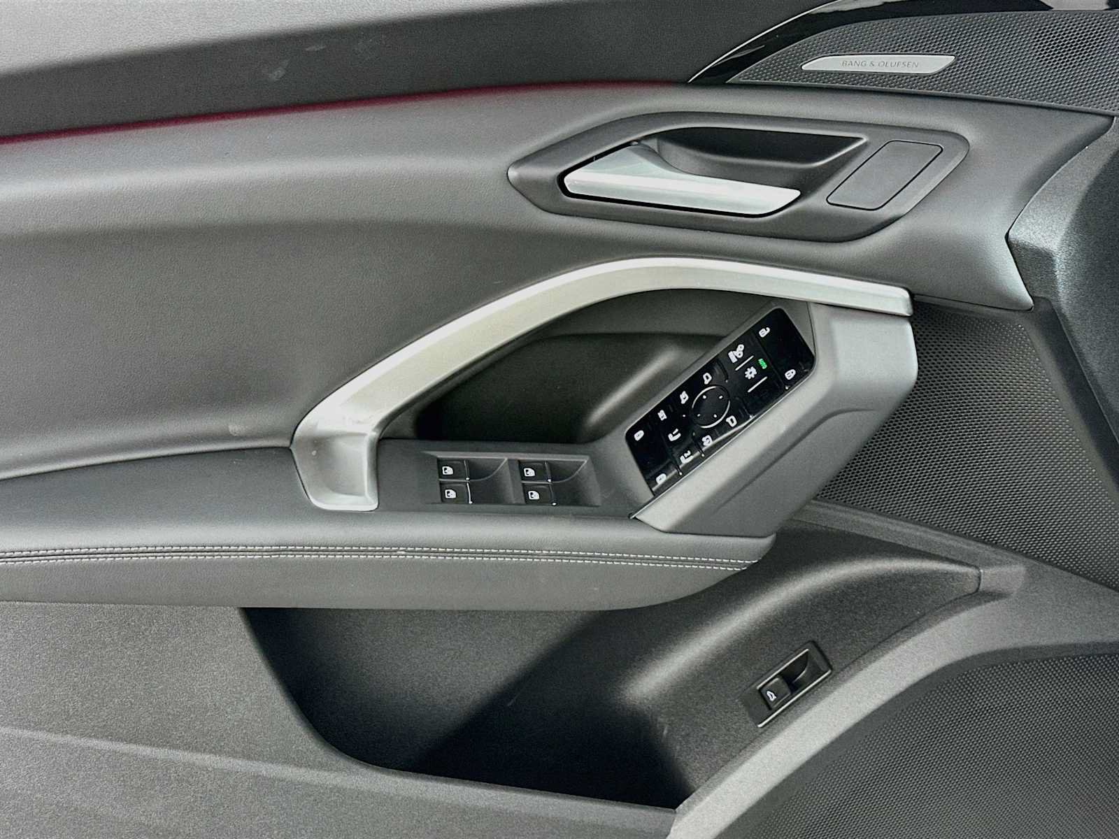 Certified 2025 Audi Q5 Premium Plus AWD/4WD image 16