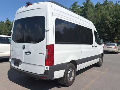 Used 2025 Mercedes-Benz Sprinter 2500 image 14