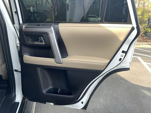 Certified 2022 Toyota 4Runner SR5 Premium w/ Moonroof Package image 11