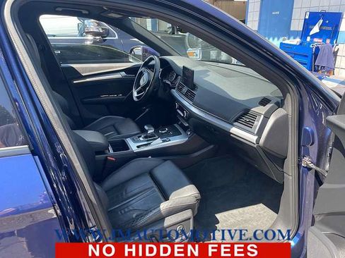 Used 2020 Audi Q5 2.0T Premium w/ Titanium Sport Package AWD/4WD image 4