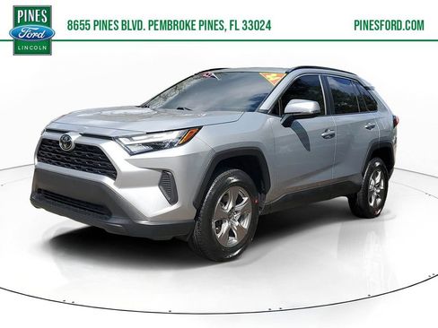 Used 2024 Toyota RAV4 XLE w/ Convenience Package image 1