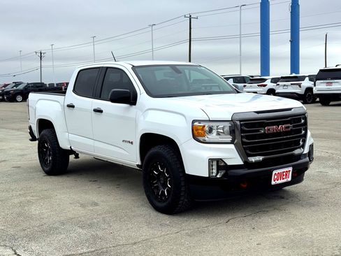 Used 2022 GMC Canyon AT4 w/ Trailering Package image 4