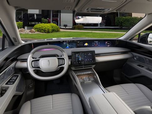 New 2024 Lincoln Nautilus Reserve w/ Equipment Group 203A image 9