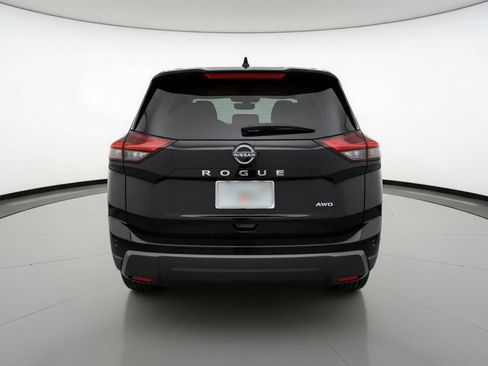 Used 2025 Nissan Rogue SV image 7