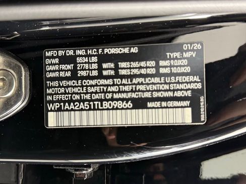 New 2026 Porsche Macan AWD/4WD image 33