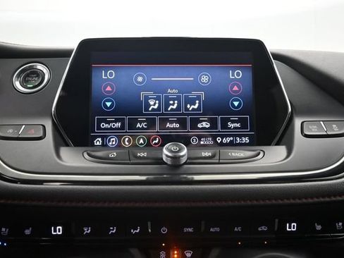 Used 2020 Chevrolet Blazer RS AWD/4WD image 19