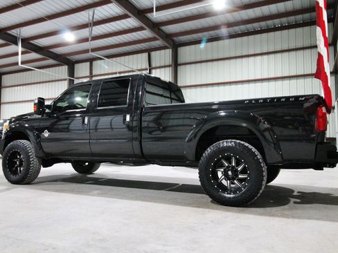 Used 2015 Ford F350 Platinum image 7