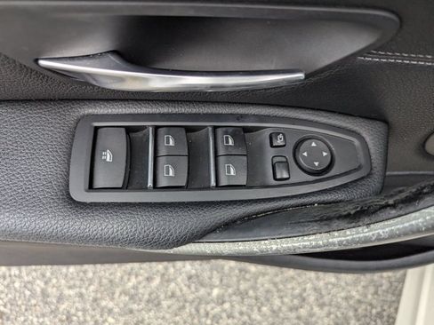 Used 2019 BMW 440i Convertible RWD image 10