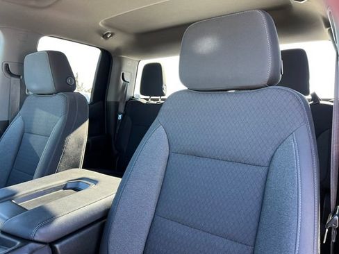 Used 2022 Chevrolet Silverado 1500 LT image 18