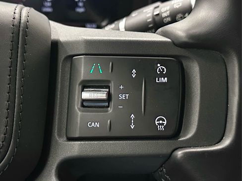 Used 2024 Land Rover Defender 130 X AWD/4WD image 28